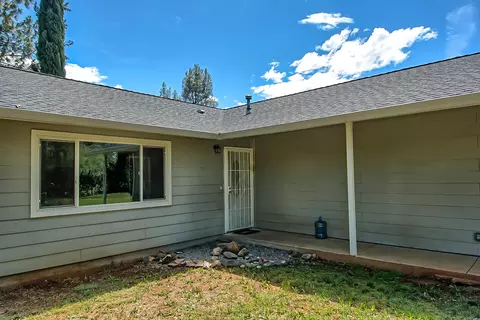 12385 Lake Blvd, Redding, CA 96003 photo 3