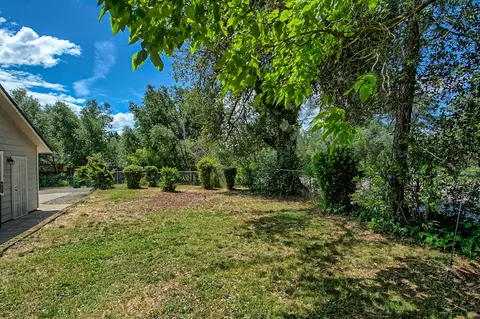 12385 Lake Blvd, Redding, CA 96003 photo 34