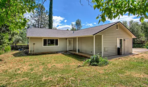 12385 Lake Blvd, Redding, CA 96003 photo 1