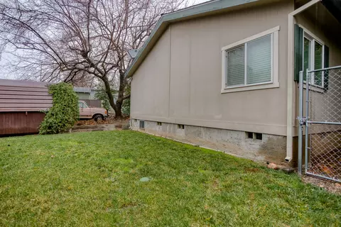 4409 White River Dr, Redding, CA 96003 photo 27