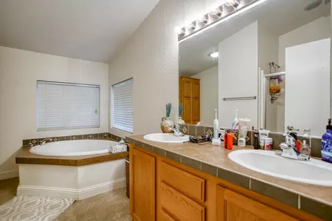 4409 White River Dr, Redding, CA 96003 photo 20