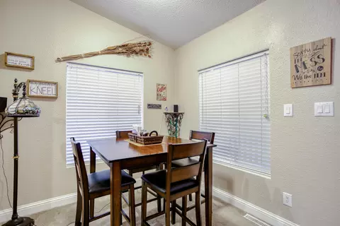 4409 White River Dr, Redding, CA 96003 photo 8