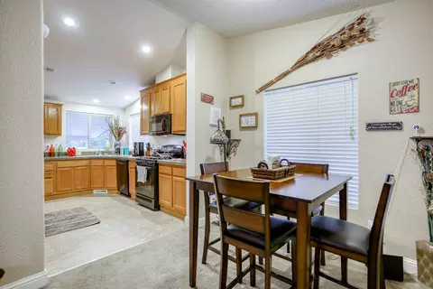 4409 White River Dr, Redding, CA 96003 photo 7