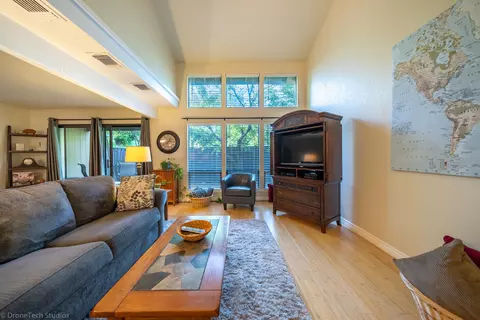 1933 Bechelli Ln, Redding, CA 96002 photo 3