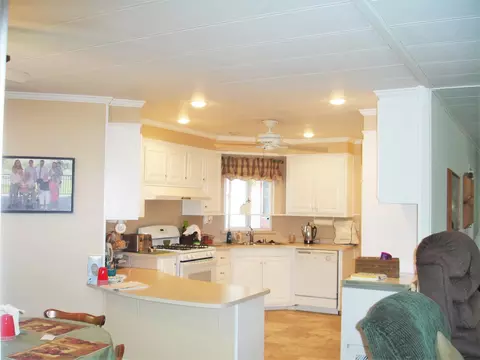 304 Lime Ct Sp #32, Redding, CA 96003 photo 10