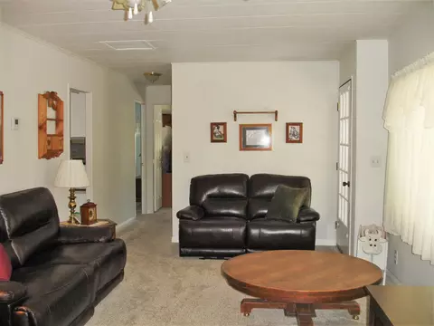304 Lime Ct Sp #32, Redding, CA 96003 photo 2