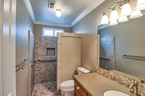 467 Basalt Ct, Redding, CA 96003 photo 7