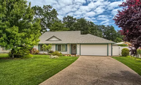 467 Basalt Ct, Redding, CA 96003 photo 1