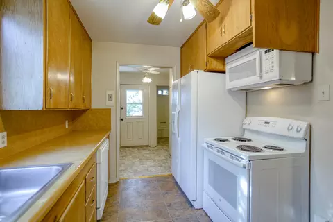 1731 Henry Ave, Redding, CA 96001 photo 10