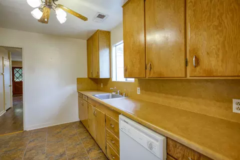 1731 Henry Ave, Redding, CA 96001 photo 11