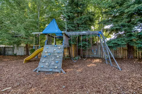 4298 Dorgan Dr, Redding, CA 96002 photo 55