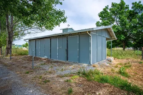 21855 Lone Tree Rd, Anderson, CA 96007 photo 5