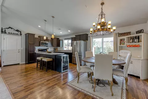 2380 Pendant Way, Redding, CA 96001 photo 11