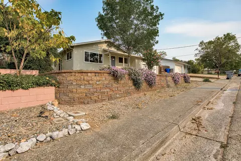 3635 Summit Dr, Redding, CA 96001 photo 26