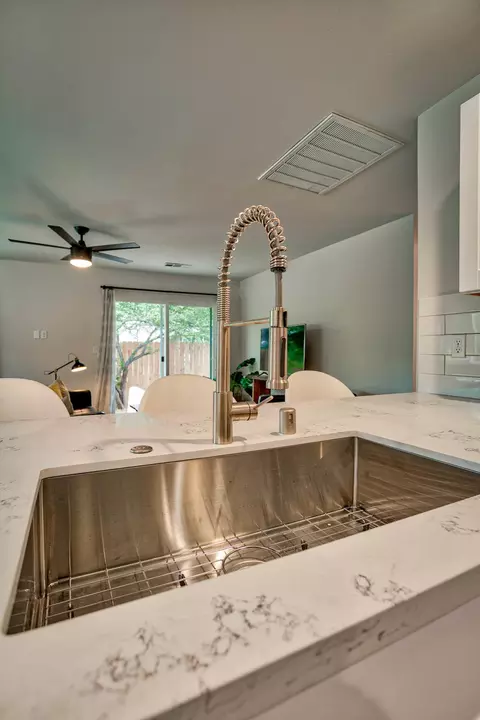 3635 Summit Dr, Redding, CA 96001 photo 7