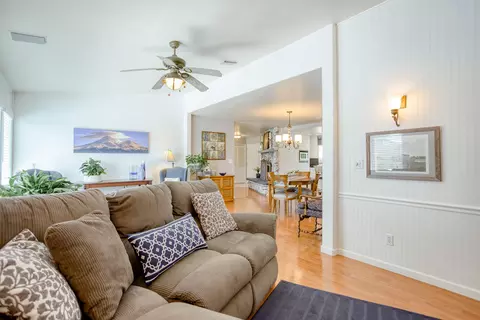 4315 Emily Way, Redding, CA 96001 photo 21