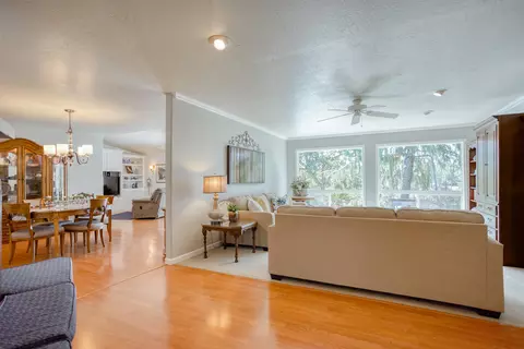 4315 Emily Way, Redding, CA 96001 photo 8