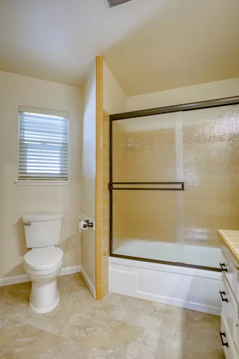 4315 Emily Way, Redding, CA 96001 photo 35