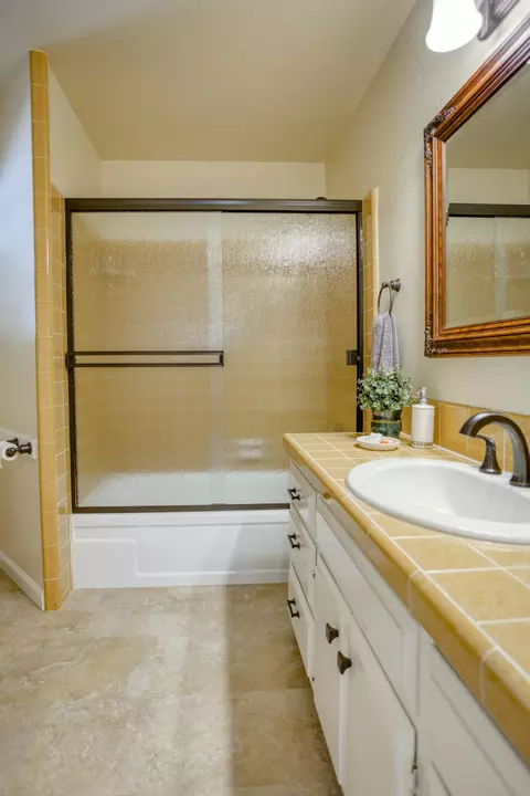 4315 Emily Way, Redding, CA 96001 photo 34