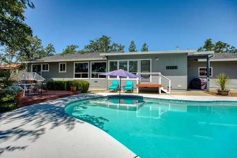 4315 Emily Way, Redding, CA 96001 photo 3