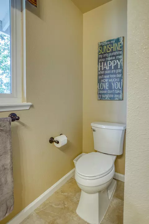 4315 Emily Way, Redding, CA 96001 photo 30
