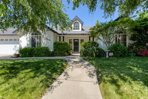 2898 Aspen Glow Ln, Redding, CA 96001 photo 1