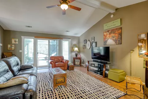 2898 Aspen Glow Ln, Redding, CA 96001 photo 4