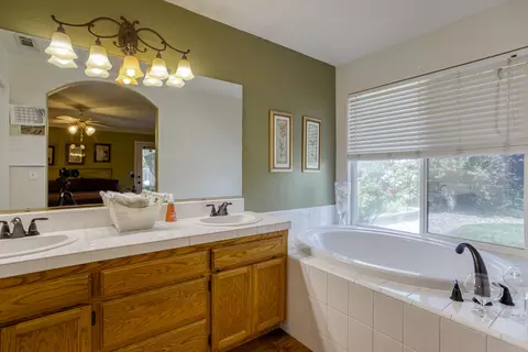 2898 Aspen Glow Ln, Redding, CA 96001 photo 11