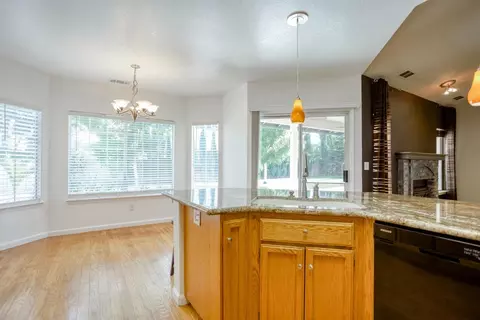 3166 Sunglow Dr, Redding, CA 96001 photo 14