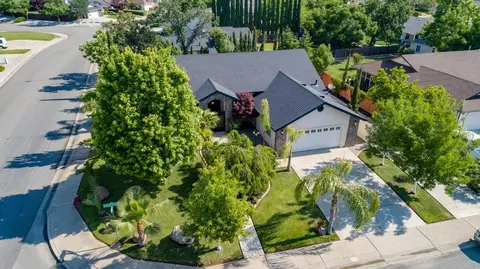 3166 Sunglow Dr, Redding, CA 96001 photo 1