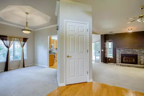 3166 Sunglow Dr, Redding, CA 96001 photo 8
