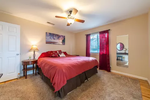 1433 Carter Way, Redding, CA 96002 photo 13