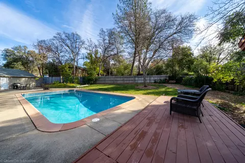 1433 Carter Way, Redding, CA 96002 photo 19