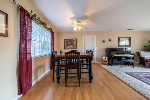 1433 Carter Way, Redding, CA 96002 photo 9