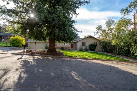 1433 Carter Way, Redding, CA 96002 photo 1