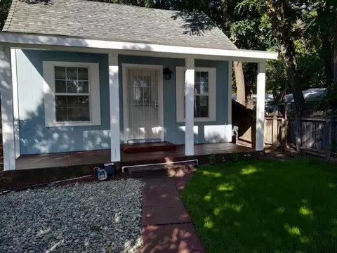 1037 Monroe St, Red Bluff, CA 96080 photo 3