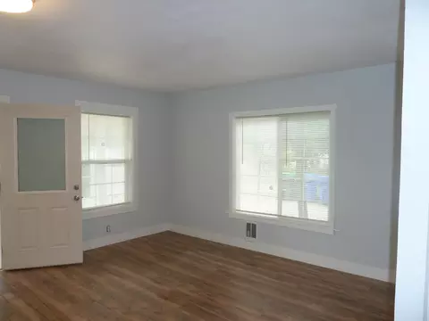 1037 Monroe St, Red Bluff, CA 96080 photo 5