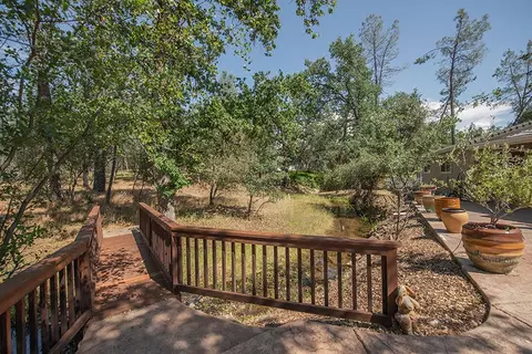 13839 Daniels Ln, Redding, CA 96003 photo 42