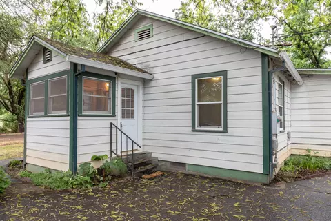 2642 Sharon Ave, Redding, CA 96001 photo 2