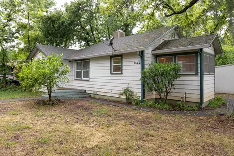 2642 Sharon Ave, Redding, CA 96001 photo 3