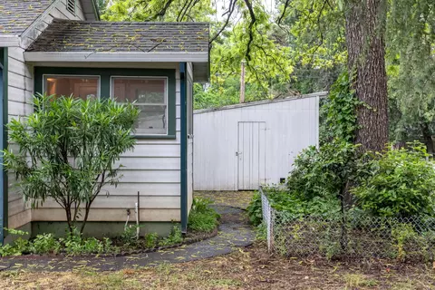 2642 Sharon Ave, Redding, CA 96001 photo 10