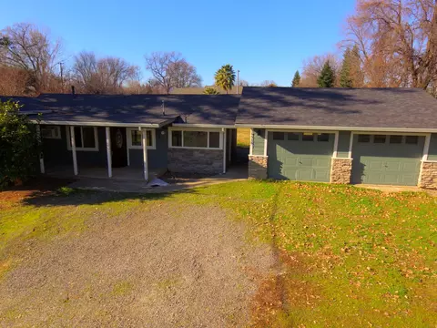 19916 Loop St, Anderson, CA 96007 photo 2