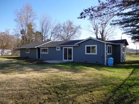 19916 Loop St, Anderson, CA 96007 photo 9