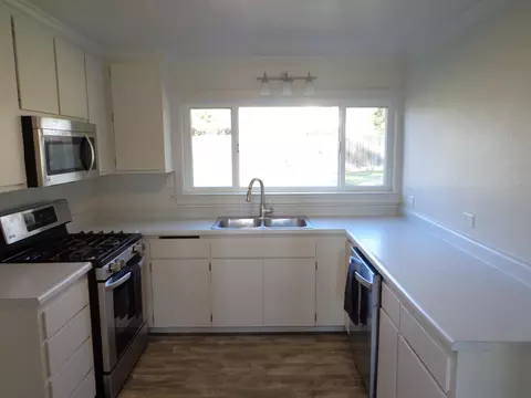 19916 Loop St, Anderson, CA 96007 photo 23