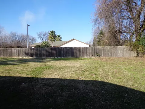 19916 Loop St, Anderson, CA 96007 photo 8
