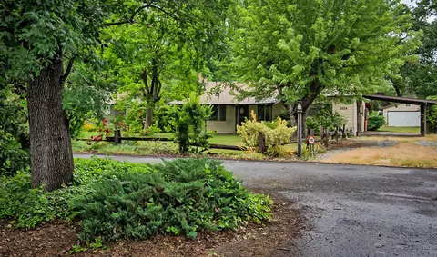 2604 Ely Ln, Redding, CA 96001 photo 7