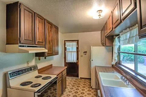 2604 Ely Ln, Redding, CA 96001 photo 14