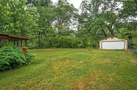 2604 Ely Ln, Redding, CA 96001 photo 2