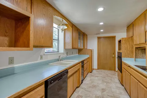 8030 Placer Rd, Redding, CA 96001 photo 2