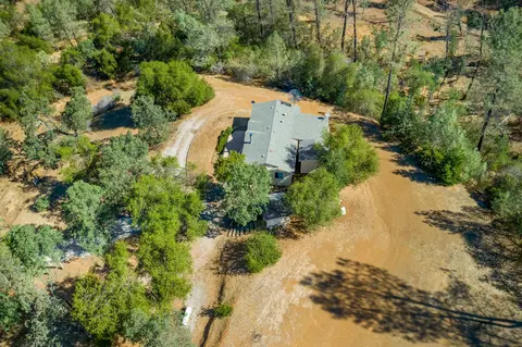 21645 W Elk Trl, Redding, CA 96003 photo 17